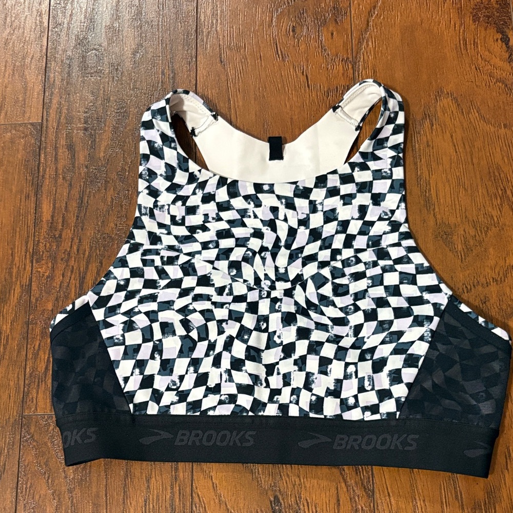 Brooks 3 pocket Monochrome Checkered Sports Bra